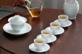 意叁陶瓷：春涧·寻芳春季新品茶具上市，春味正浓，寻味春的芬芳图片