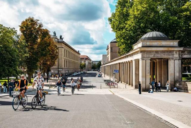 一口气逛遍5大顶级博物馆，全球“打卡圣地	”为什么是这里？