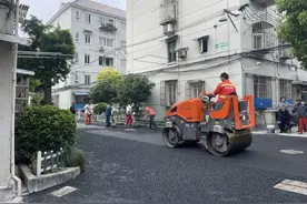 一次“微更新”改造，让杨浦这个小区道路更平整通畅图片