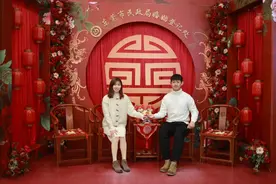 2022年2月22日星期二，他们成为了两口子图片