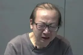 被披潜规则多名女下属，被查后手机仍收到招嫖信息，这干部栽了图片