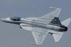 爱恨交加，50年来，巴基斯坦空军对四代中国战斗机有何使用感受？图片