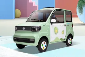 2款遮阳电动四轮车，最低不过万元，有冷风空调，适合老年人代步图片