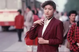 90年代“土掉渣”的服饰，现在却成了“爆款”？难怪爸妈总嫌我土图片