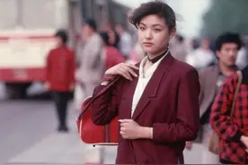 90年代“土掉渣”的服饰，现在却成了“爆款”？难怪爸妈总嫌我土图片