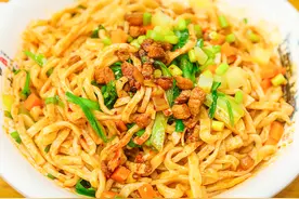 明日中伏要吃面，分享5种家常面条的做法，营养又开胃，轻松度夏图片