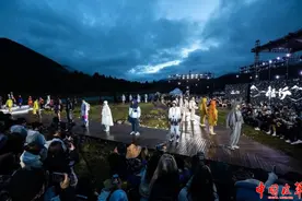 年轻人：国潮我们高攀不起图片