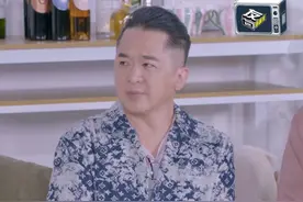 邓兆尊给仨女友生活费按年结算，人均60万用完再给，四人相处融洽图片