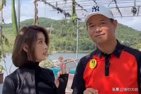 备受争议的钓王邓刚，大鱼连竿惹争议，钓友：菜市场买来挂的图片