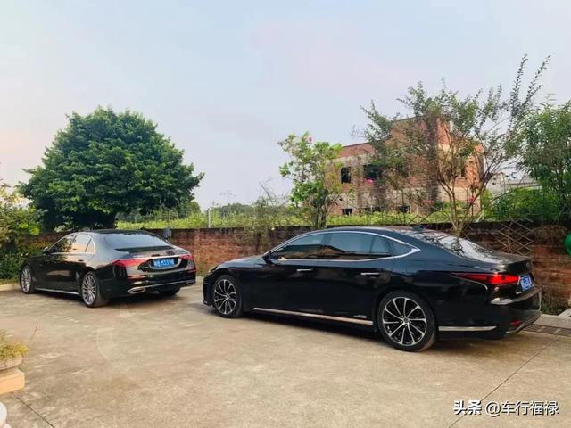 花128万提辆雷克萨斯Ls，试驾邻居的奔驰S后，女车主：各有优点