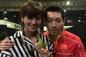 13年后的许昕，贤妻相伴儿女双全，却是秦志戬心中的意难平图片