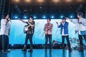 周星驰合体五月天组限定乐队“六月天”，筹备合作首张单曲图片