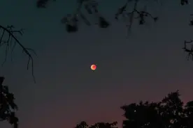 五四青年节，这首歌火了图片