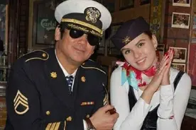 哈尔滨大叔甲继海：26岁演员出身年入千万，52岁娶20岁俄罗斯美女图片