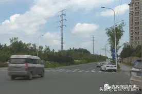 力旺大街被“摘牌”，等待更名图片