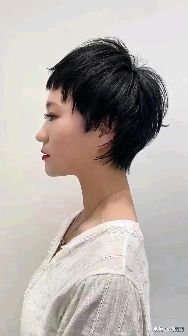 既然你我相遇,那就是缘分,时尚,发型,刘丽丽要说当下什么发型最火爆