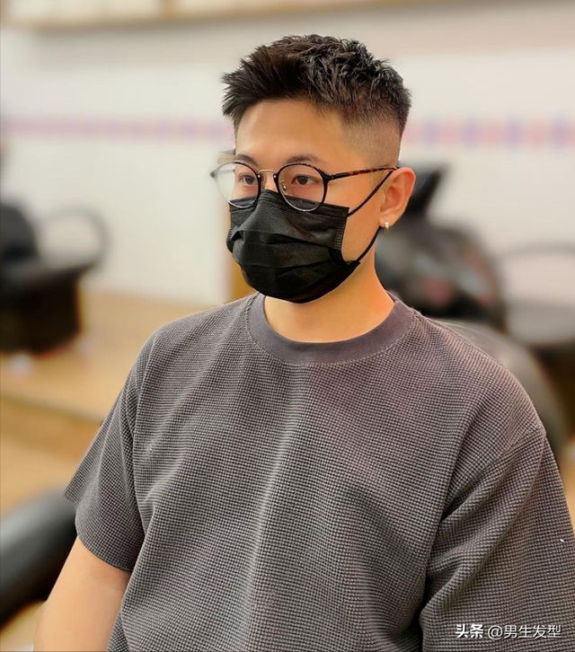 2023春季男生发型流行趋势,帅出圈了