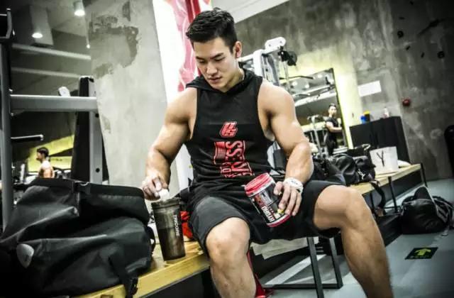 健身新手到底该不该吃运动补剂？