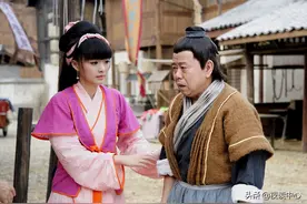 《金瓶梅》12 潘金莲看山走了 金莲被迫嫁武大郎图片