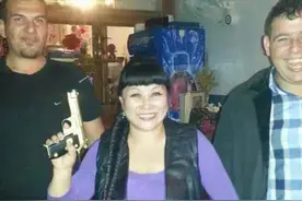 我，东北女人，离婚后，独闯中东20多年，在国内买下4套房图片