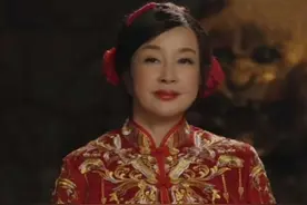 收手吧刘晓庆！70岁演“黄花大闺女”雷人又无脑，网友：太辣眼睛图片