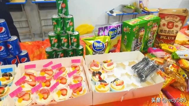 ȫ�¡����ˡ���Ů�ڻ���ഺ���á�ʮ���̻�������ŰŮ������