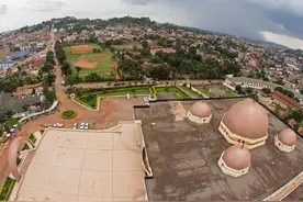 乌干达现状：被誉为非洲明珠，女性迷恋生育，男人一夫多妻图片