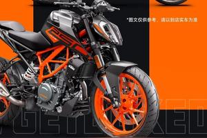 最便宜的进口街车KTM250升级涨价了，动力略有增强，外观有所变化图