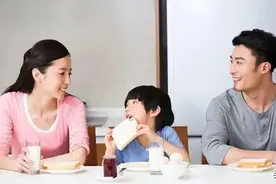 农村连5万都拿不出的家庭什么样？6类家庭上榜，看看你属于哪一类图片