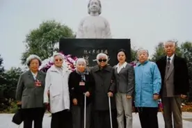 东北地区职务最高的地下党员，被丈夫出卖后，用反间计大义灭亲图片
