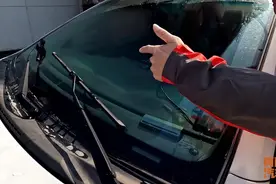 雨刷你多久换一次？学会这招可以用五年，喵哥毫无保留教给你图片