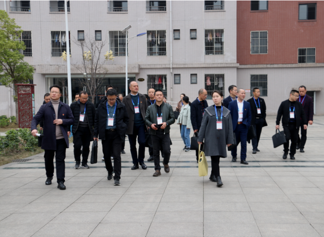 四川省民生研究会新媒体中心-官网