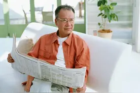 60岁是寿命决定期？不管男女，走路没有4个表现，说明身体还不错图片