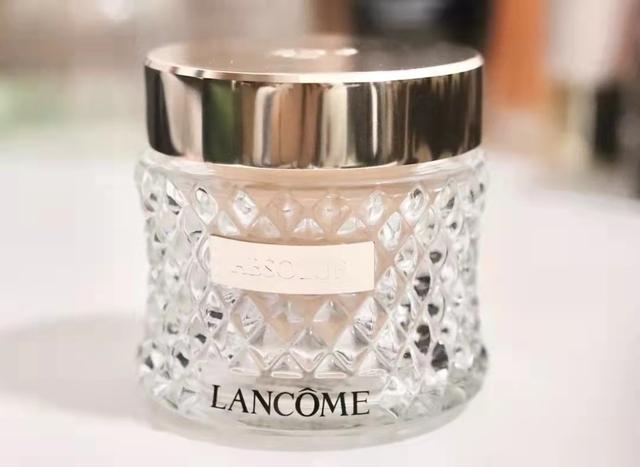 兰蔻菁纯身体乳膏好用吗