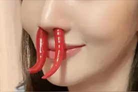 内娱女星直播开黄腔，拗人设用力过猛，离谱得粉丝都看不下去图片