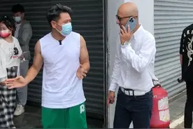 虎哥说让八戒再踩一脚柯尼塞格，虎哥亲自去叫去了#抖音汽车#pcrc超跑俱乐部 @八戒说车 @虎哥说车  