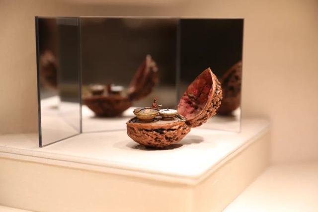 ���й���һ���硱����Ȼ������