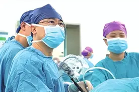胸外科“国家队”驻青 既有高度又有温度图片