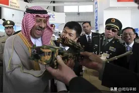 沙特军宣意外曝光中国新远火，不管多贵只买对的，大户其实很识货图片