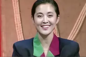 倪萍：三婚两离，同居六年惨遭抛弃，她的清醒“打”了多少人的脸图片