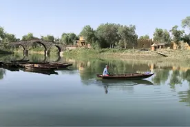 南疆纪行五图片