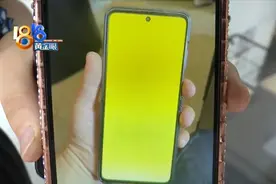 “柔性屏”上俩白点，“华为”老客叹气图片