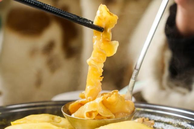 吃完榴莲可以喝花胶汤吗 2025年榴莲可以和花胶一起煲汤吗