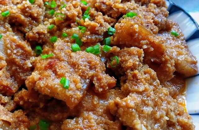 黑豆排骨花胶汤 黑豆花胶排骨汤的功效