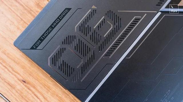 ROG 幻 X 二合一电脑体验：平板体积塞下 i9 核心，是 PC 中的「保时捷」