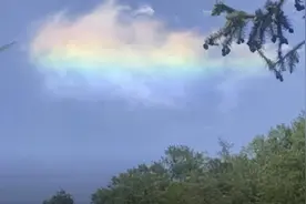 四川雅安地震过后，天空为何会突现七彩祥云？意味着什么？图片