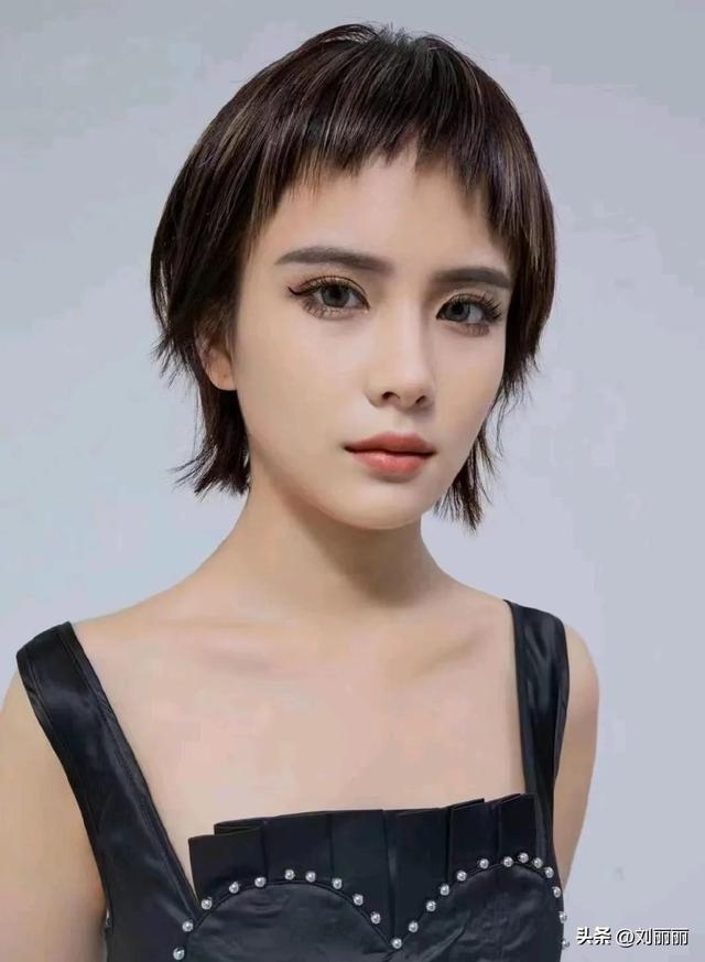 想换发型怎么做，看看这14款，让你大变样