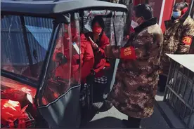 济源：一辆“三轮车”娶回新娘子图片