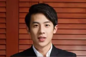 潮汕首富之子，百亿身家座驾竟不是宝马奔驰？品味甩王思聪几条街图片