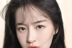 秋冬化妆总卡粉？试试这三款养肤粉底液，滋润又持久图片